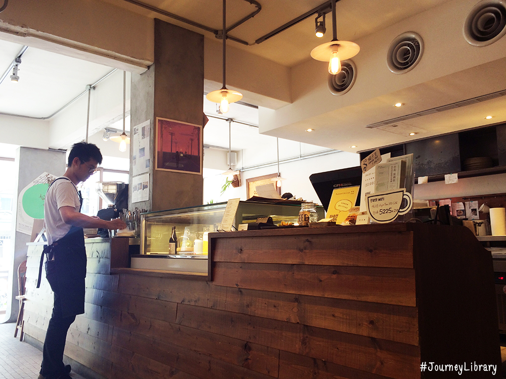 ร้เที่ยวไต้หวัน ร้านกาแฟคาเฟ่น่านั่งในไทเป ร้าน Fujin Tree 353 Cafe by Simple Kaffa 富錦樹咖啡 富錦店 Taipei Taiwan